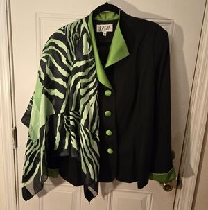 J.P. Fall Black Top Blouse With Green Accents Zebra Stripe Size 18 Women